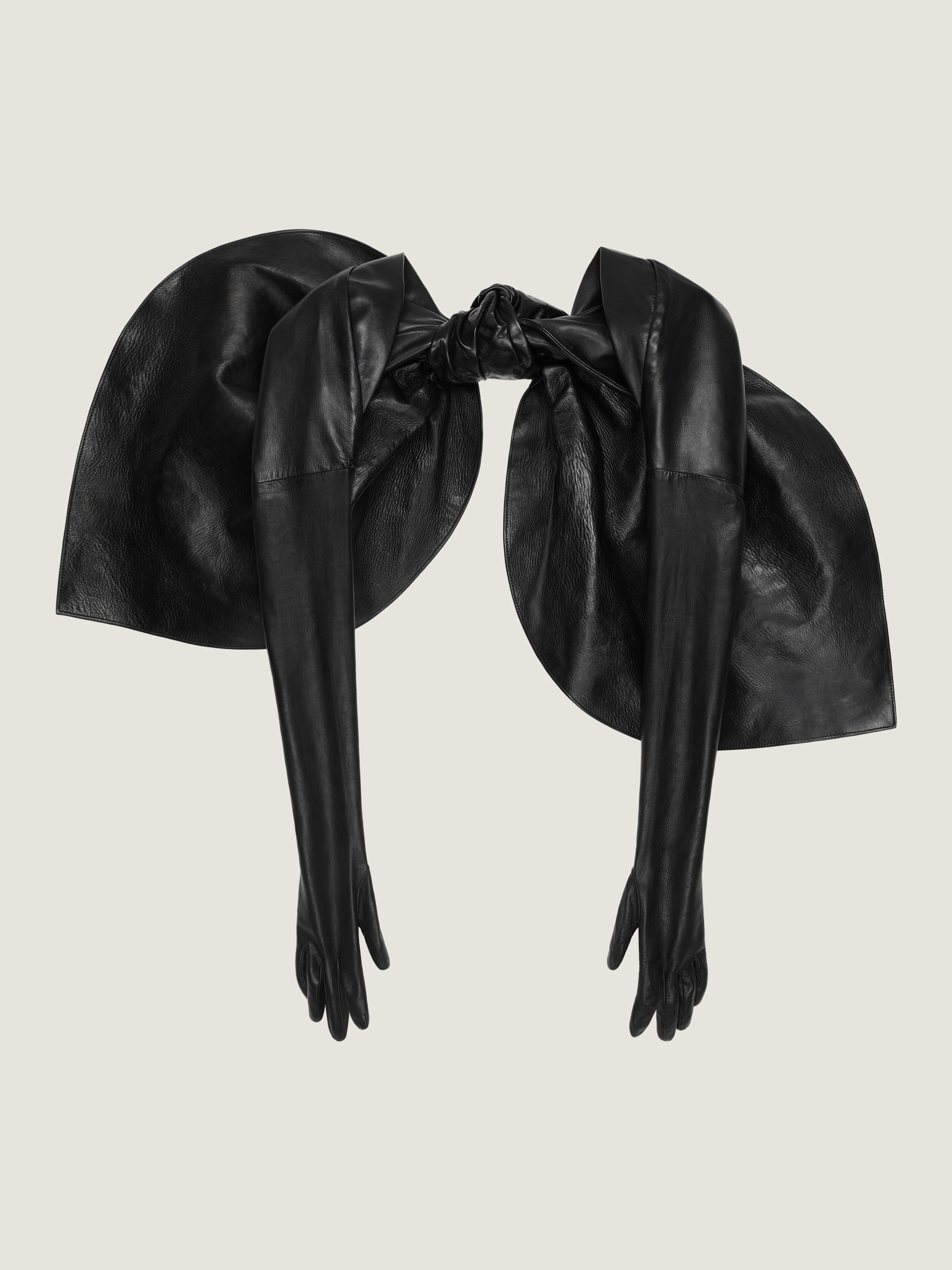 Glove sleeves in leather with bow detail